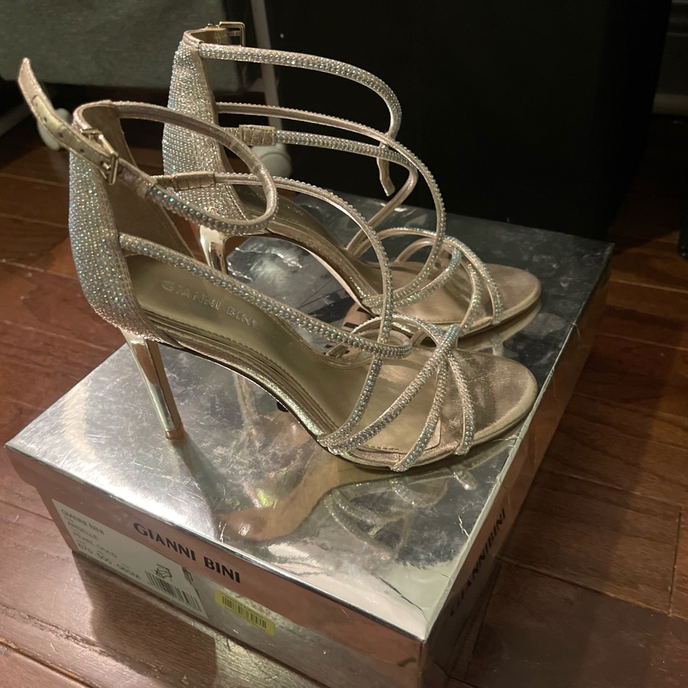 Gianni Bini Heels